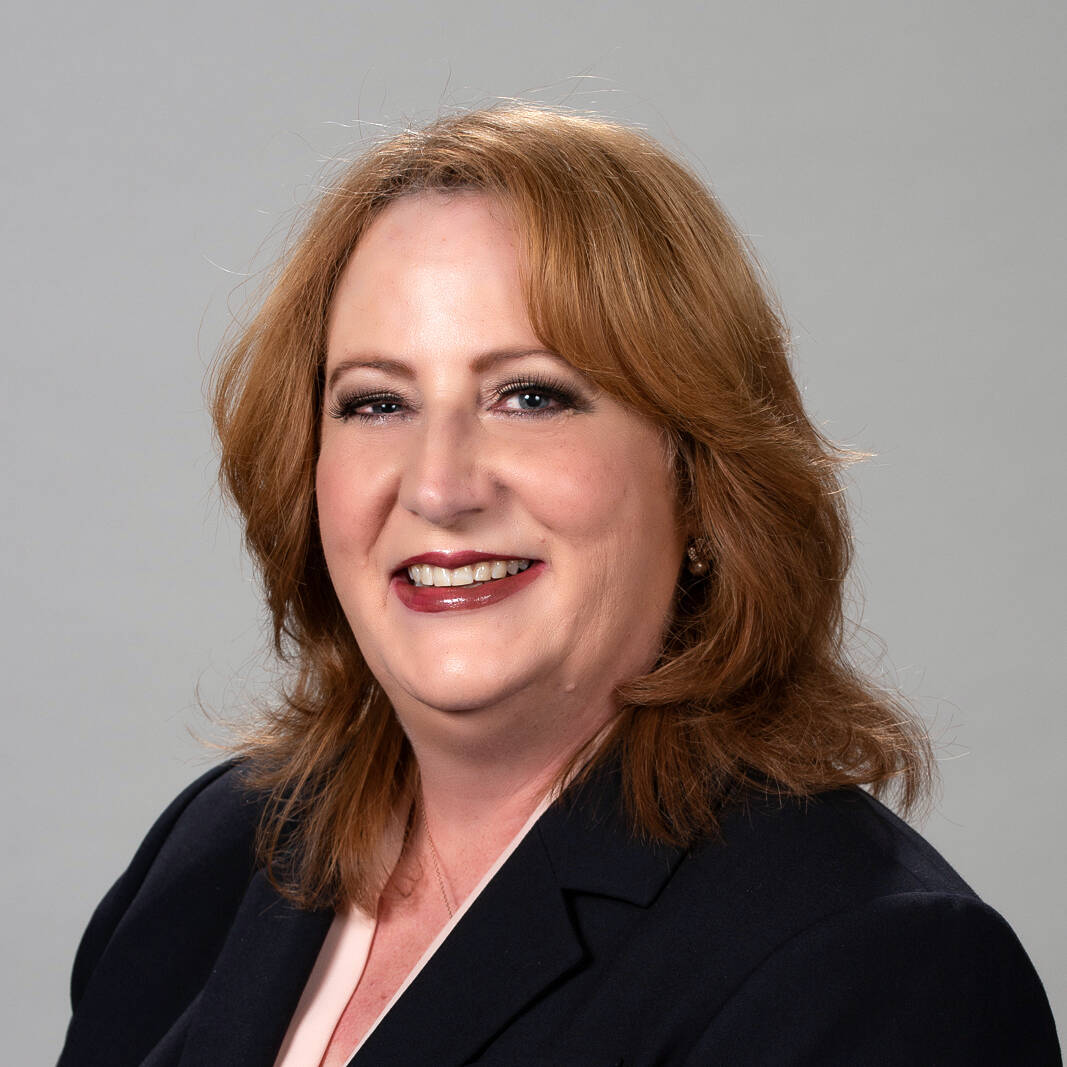 Headshot of Cathy Skurow